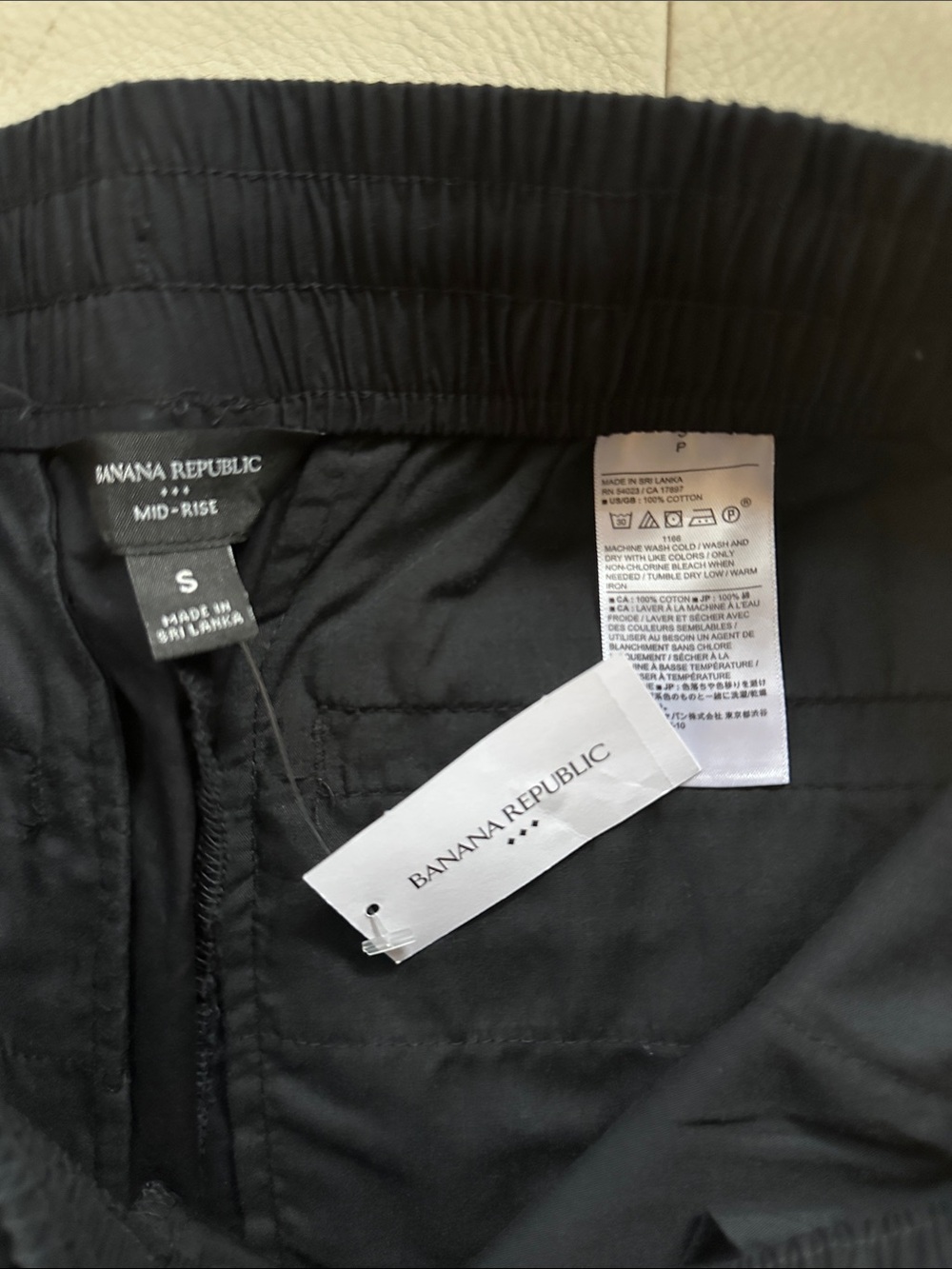 Banana Republic Black Athletic Drawstring Shorts - Picture 3 of 3